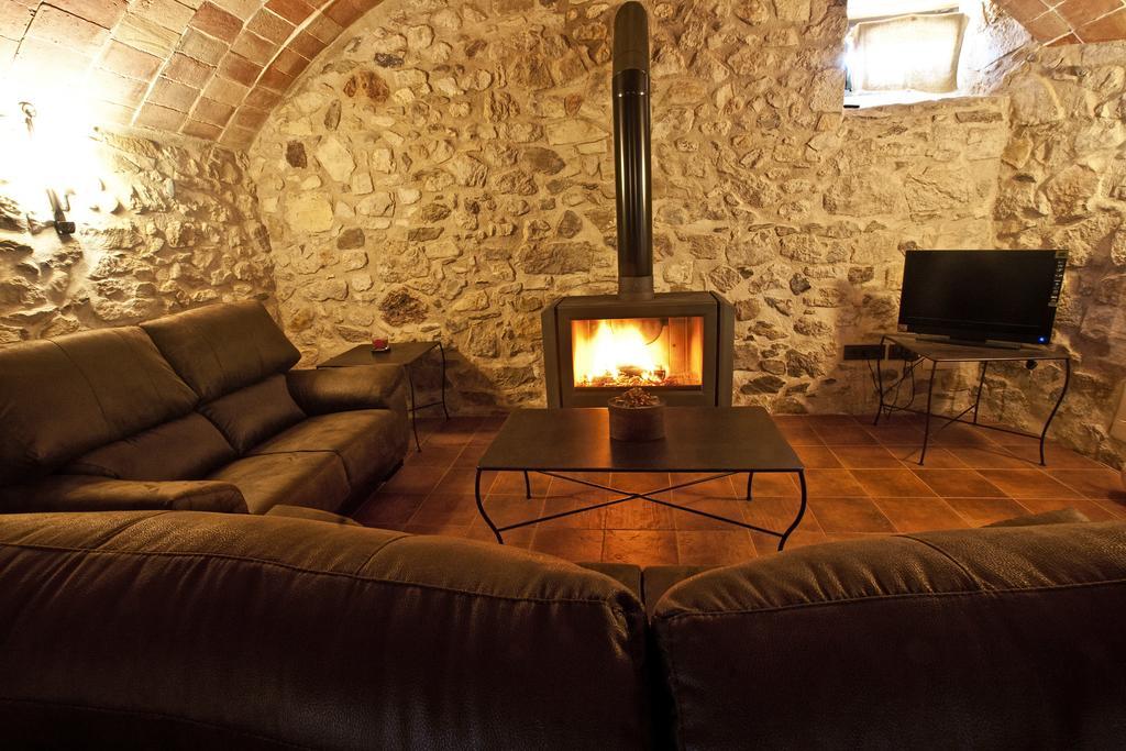 Mas Trobat Guest House Juyá Bagian luar foto